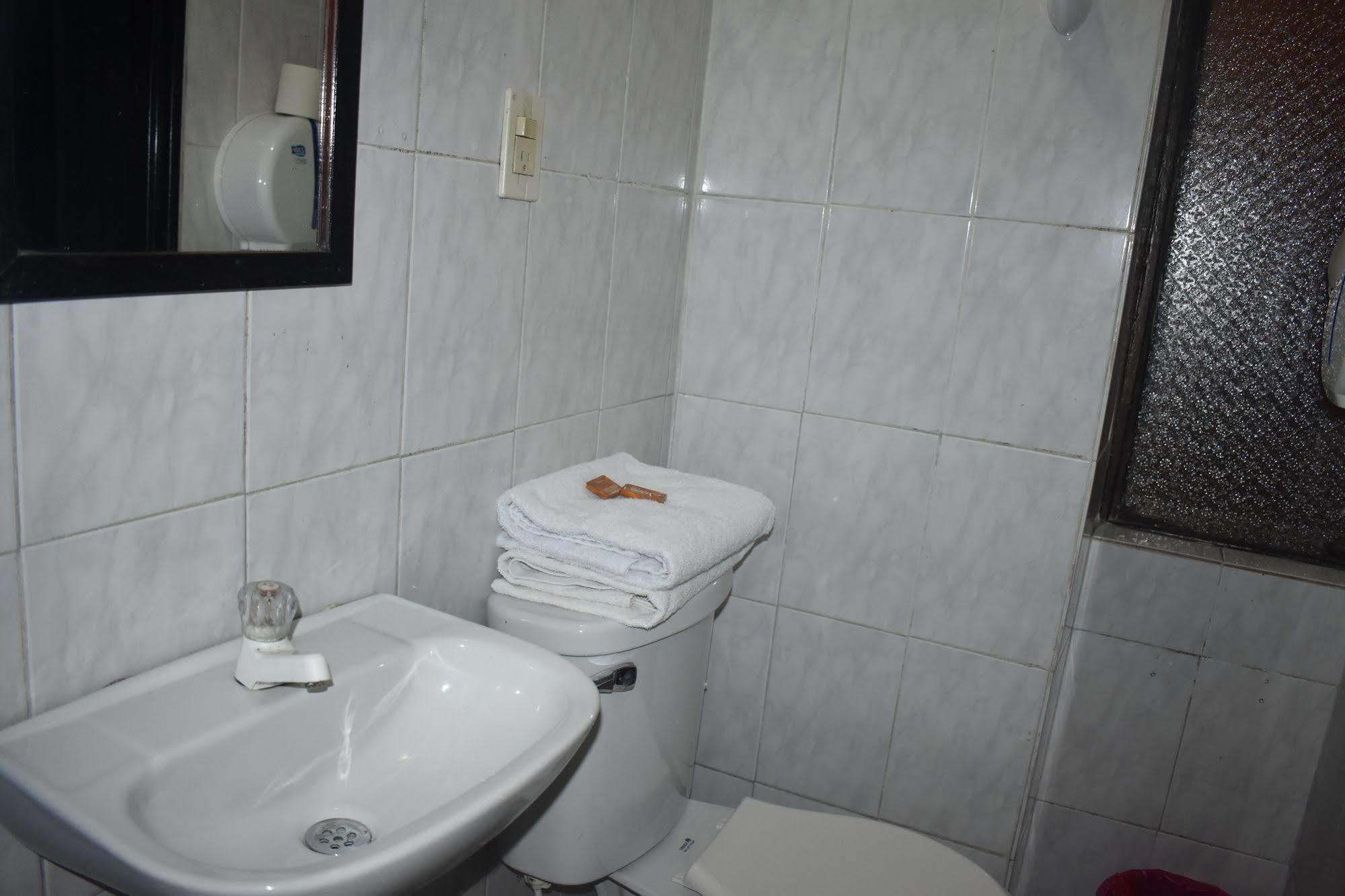 Ayenda Villas De San Juan Medellin Luaran gambar
